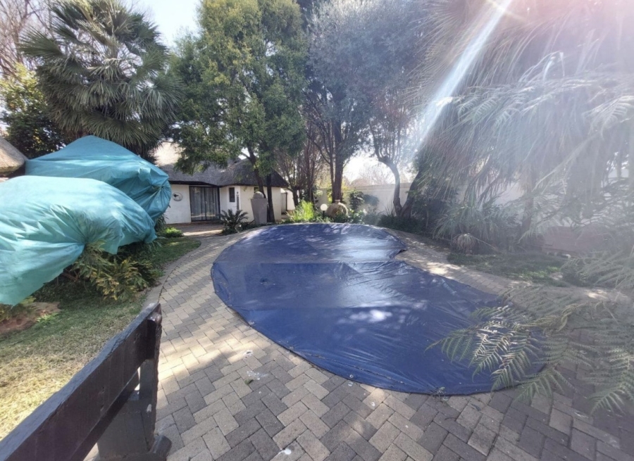 To Let 4 Bedroom Property for Rent in Flamwood North West